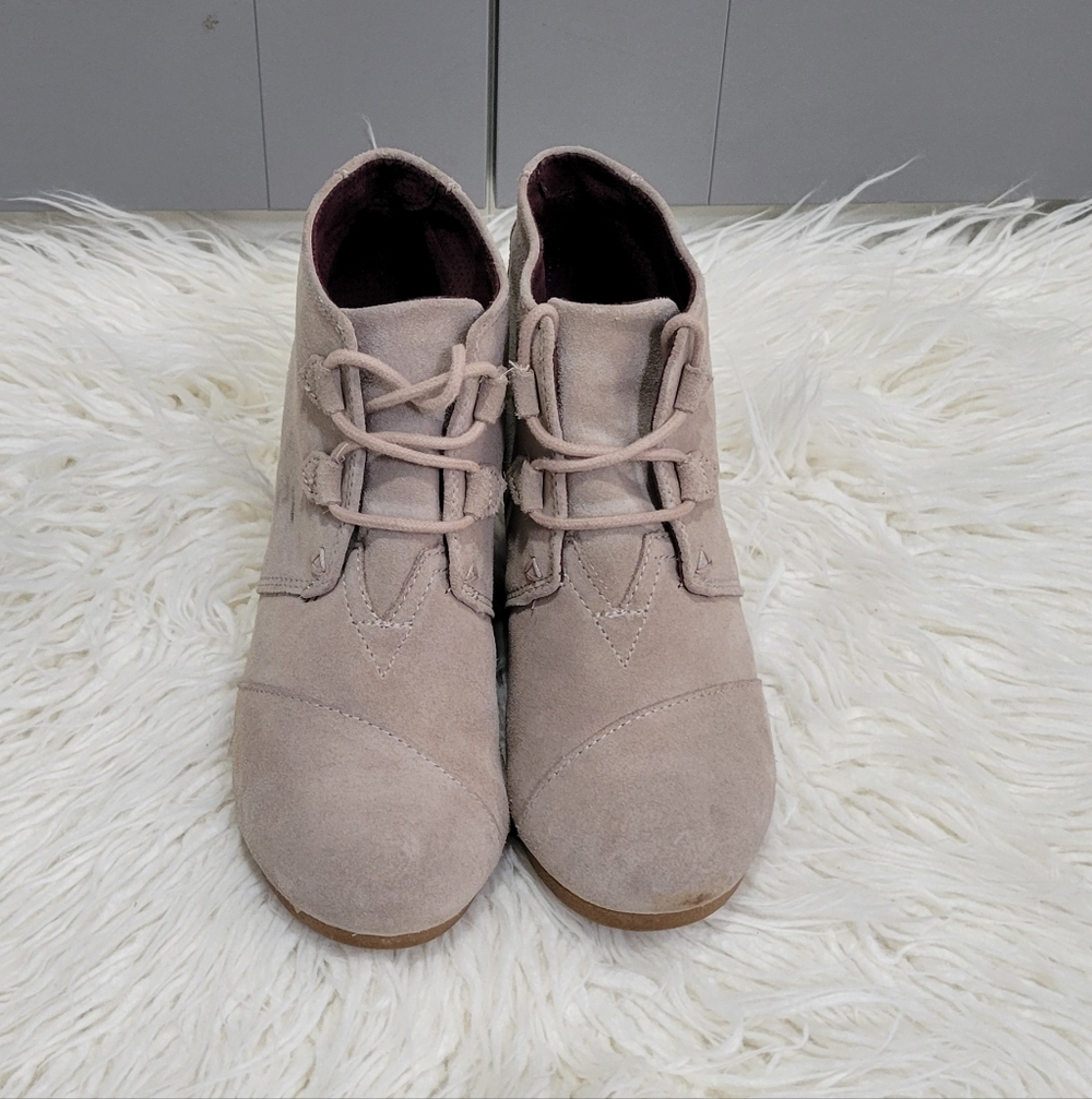 Women's Cream Ankle Boots